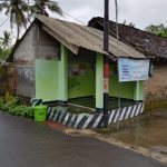 Penempatan Tempat Sampah Di Pos Kamling Tilaman KKN UMBY