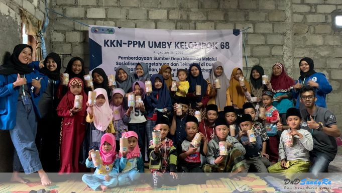 KKN 68 UMBY Selesai Ajari Anak di Dusun Dalangan Menabung