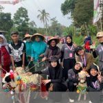 KKN 7 UMBY turu meriahkan tradisi tahunan dombanisasi di banyudisi
