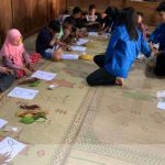 KKN 22 UMBY Ajari Anak Berkreasi