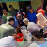 KKN 29 UMBY Beri Pelatihan Pembuatan Kompos